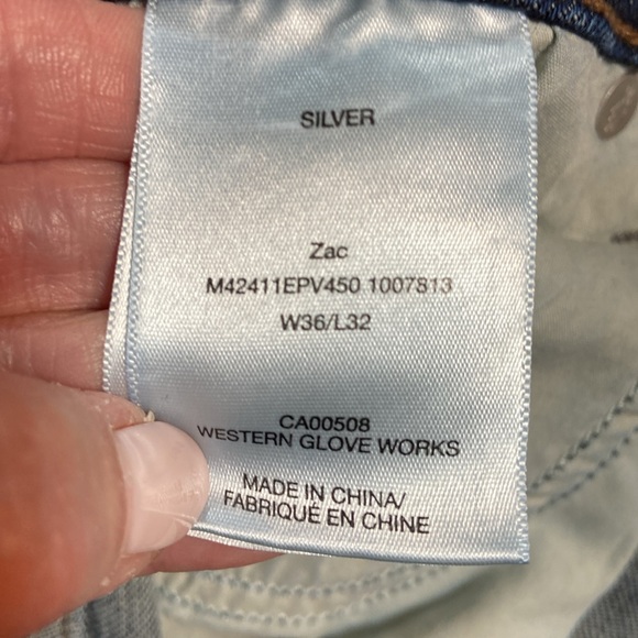 Men’s Dark Blue Colored Jean with a Bootcut Leg By silver Jeans Co. Brand.  EUC! - Picture 12 of 16